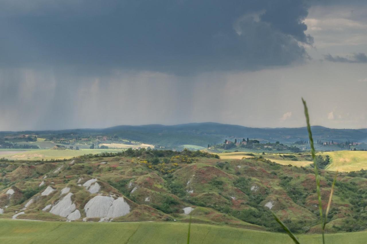 Tuscany Balcony: Crete Senesi Casetta Eksteriør bilde