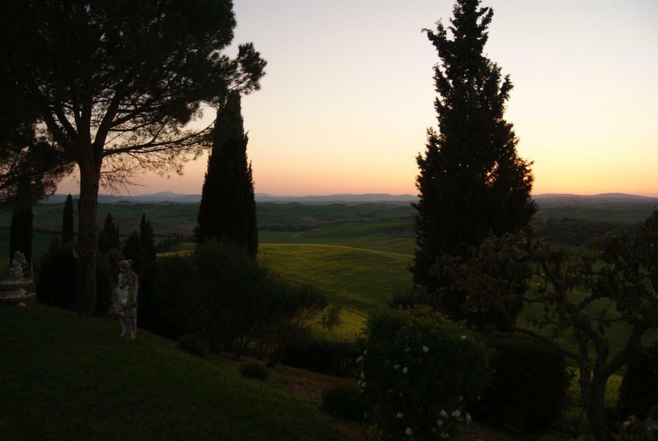 Tuscany Balcony: Crete Senesi Casetta Eksteriør bilde